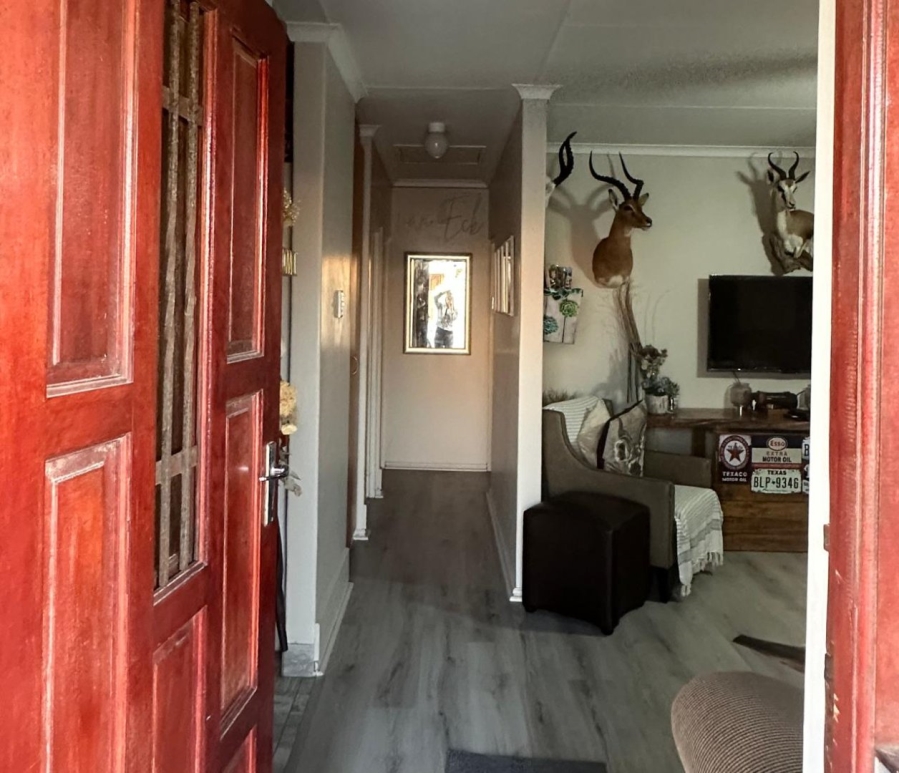 2 Bedroom Property for Sale in Campher Park Eastern Cape